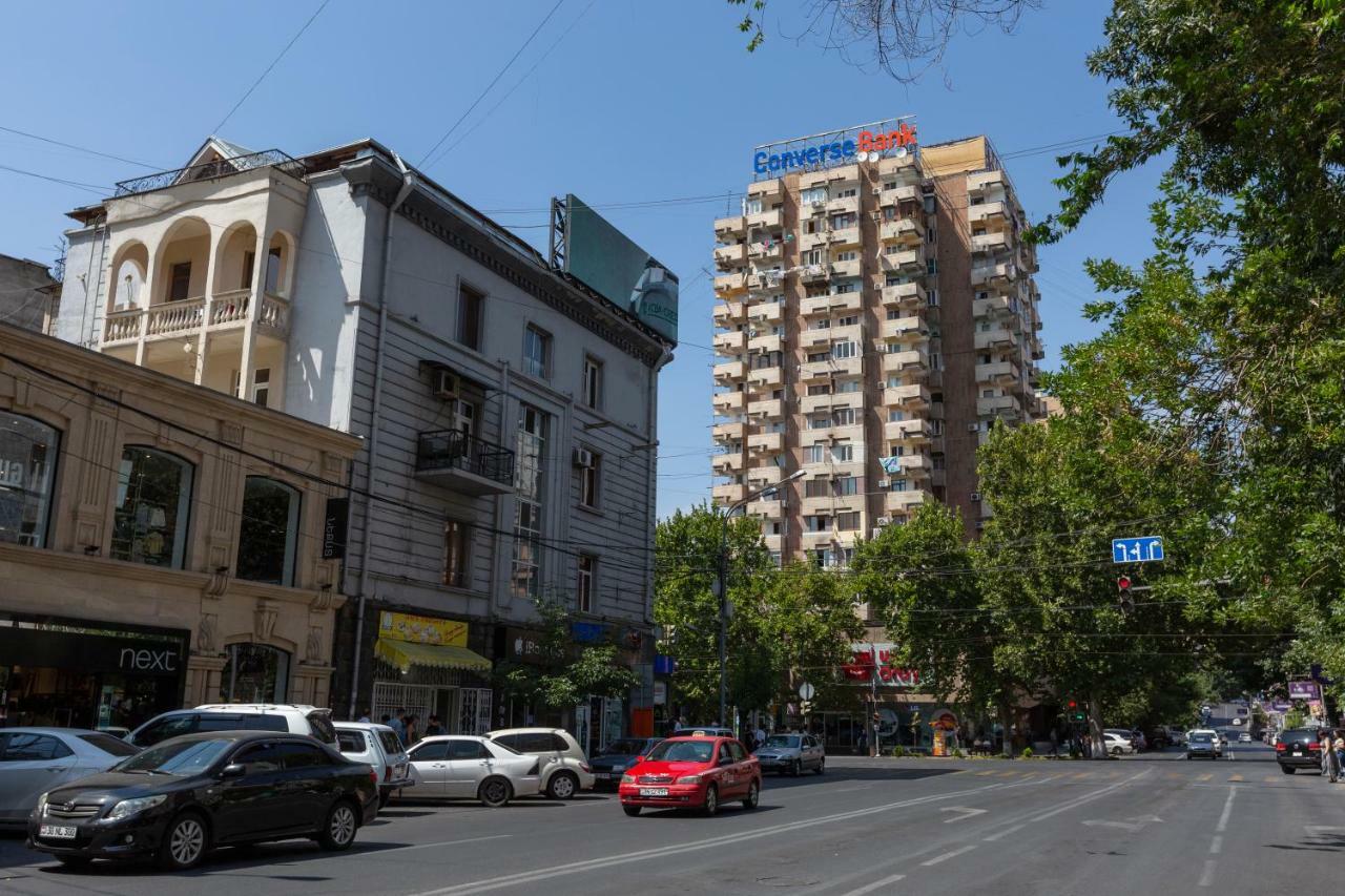 Umba Apartment N3 - Balcony And Mount Ararat View エレバン エクステリア 写真