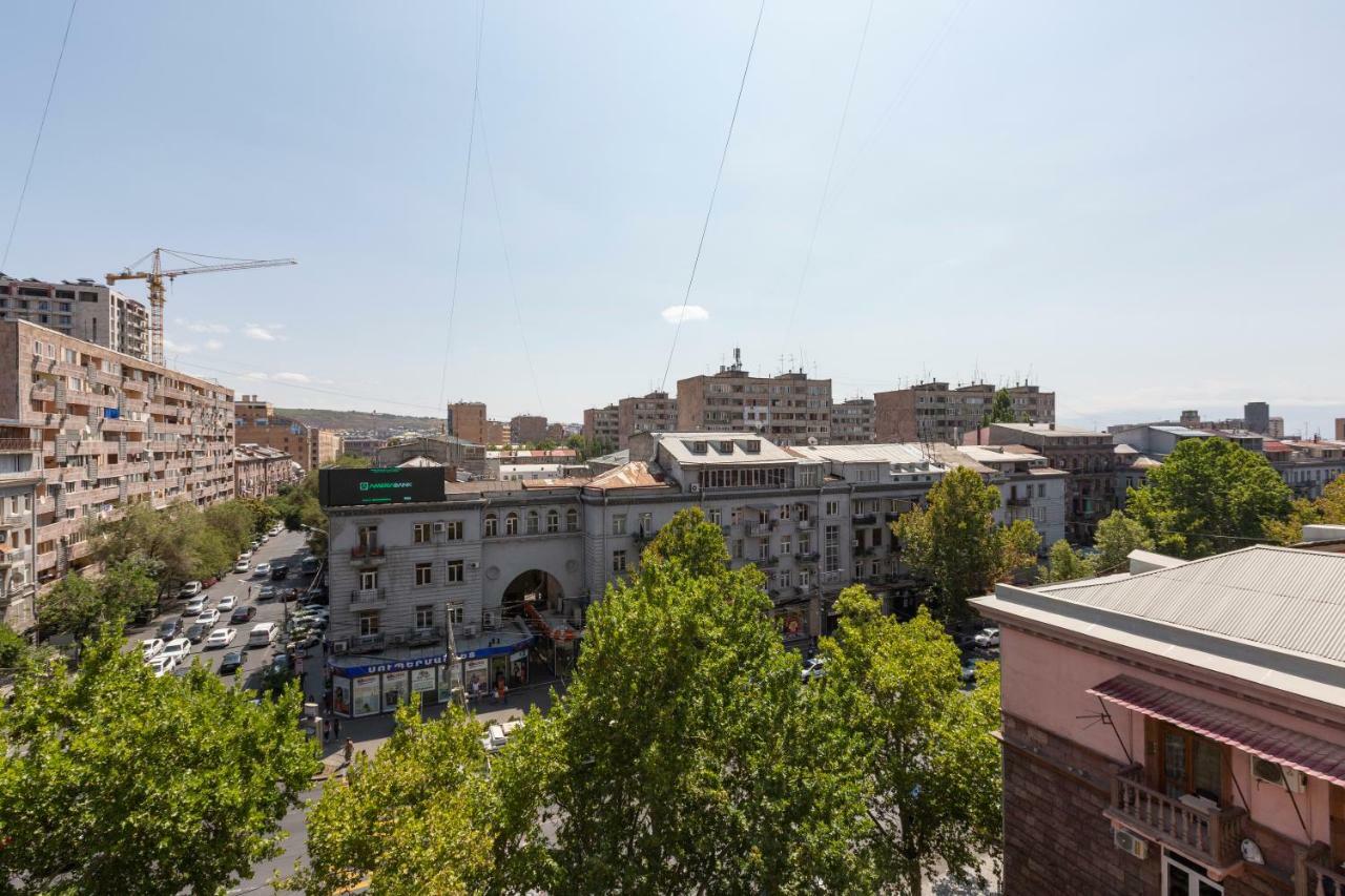 Umba Apartment N3 - Balcony And Mount Ararat View エレバン エクステリア 写真